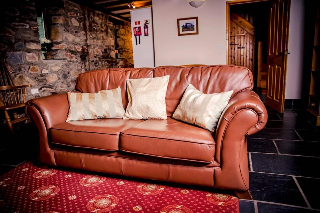 Hotel Gellifawr Woodland Retreat Pontfaen Exterior foto